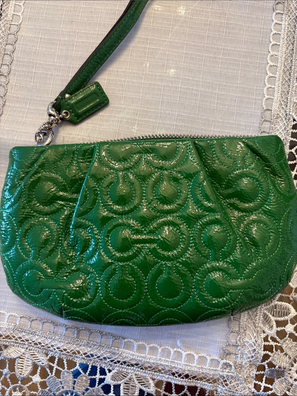 Coach Quilted Patent Leather Green Wristlet with Strap - Picture 2 of 7